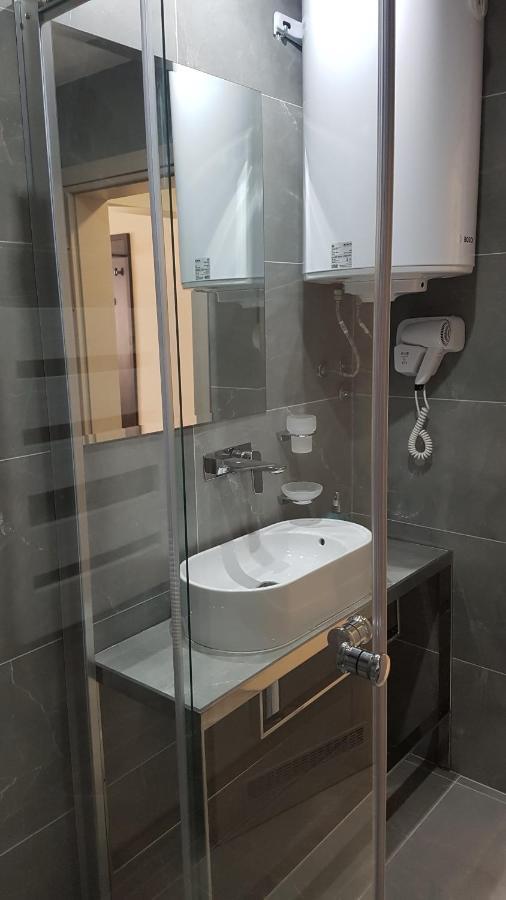 Ars Square Apartments Skopje Esterno foto
