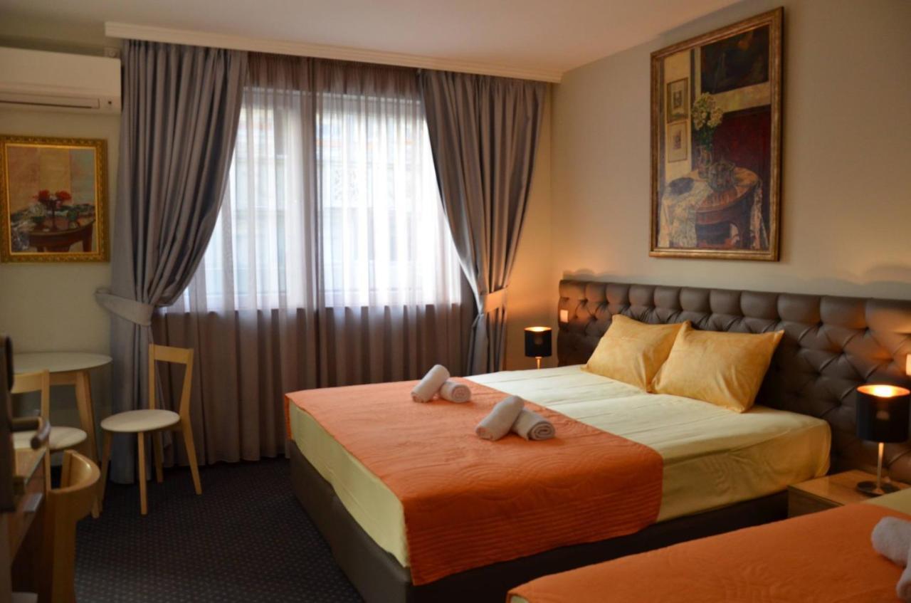 Ars Square Apartments Skopje Esterno foto